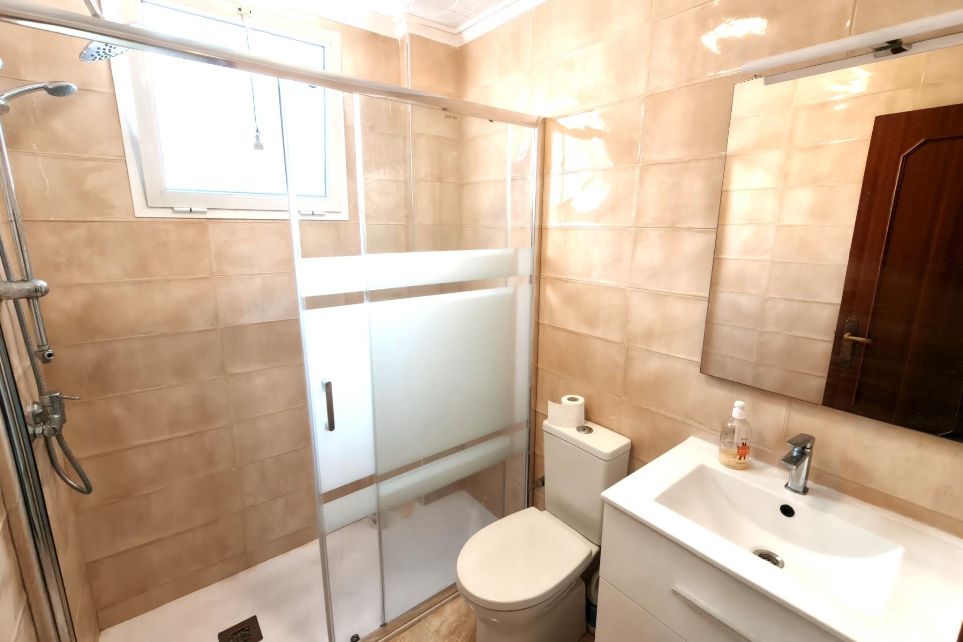 Segunda mano - Apartamento -
Torrevieja - Centro