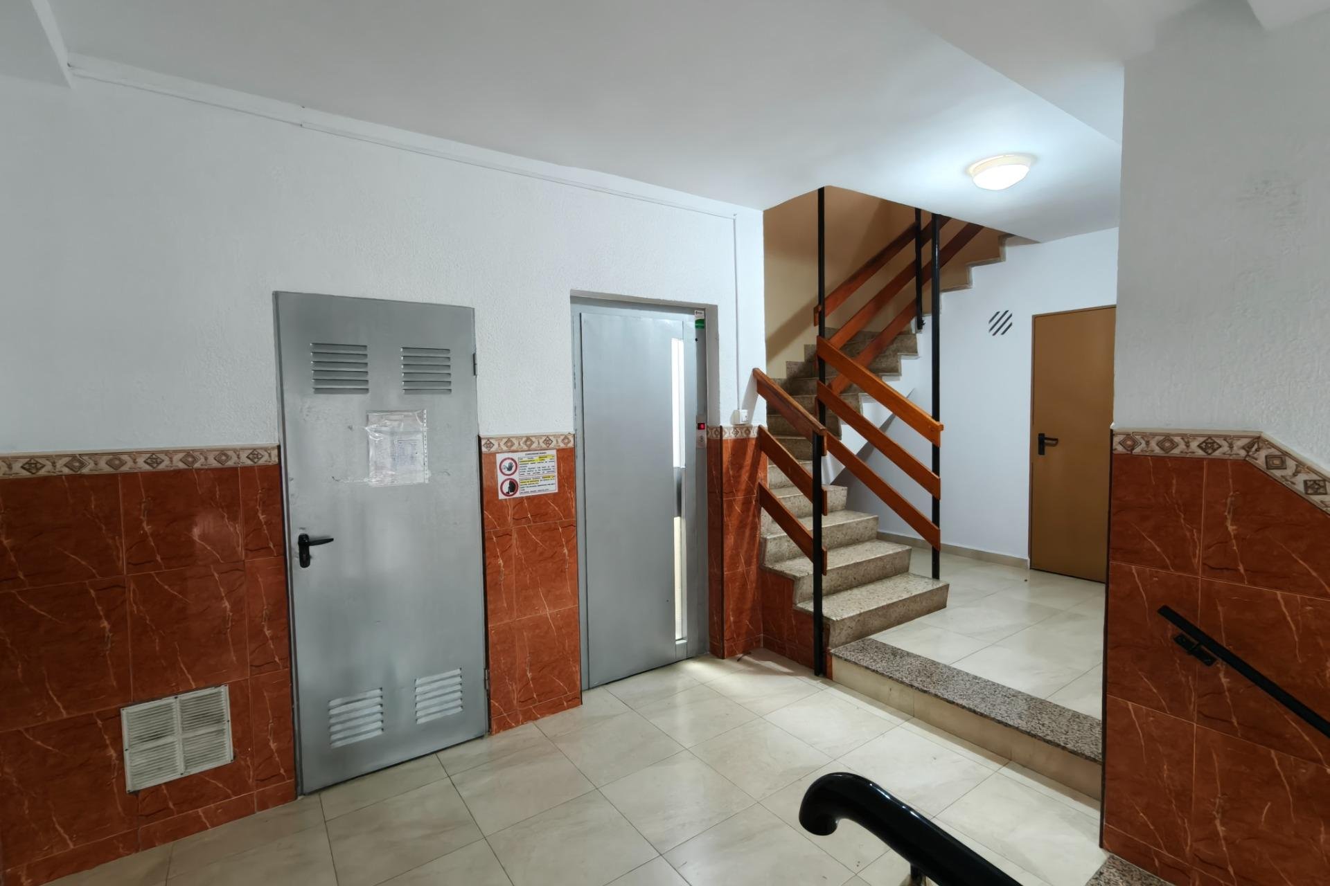 Segunda mano - Apartamento -
Torrevieja - Centro