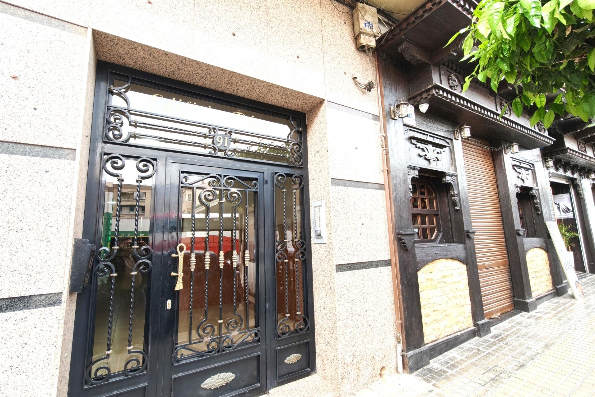 Segunda mano - Apartamento -
Torrevieja - Centro