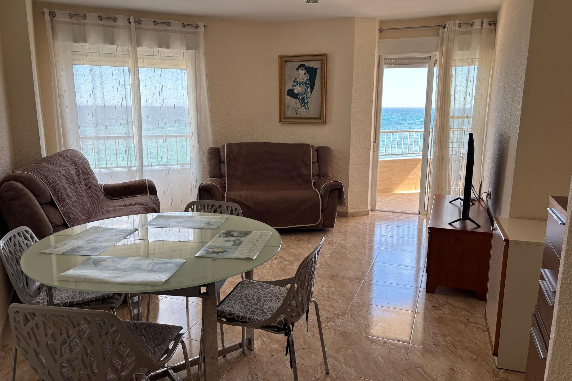Segunda mano - Apartamento -
Torrevieja - Centro