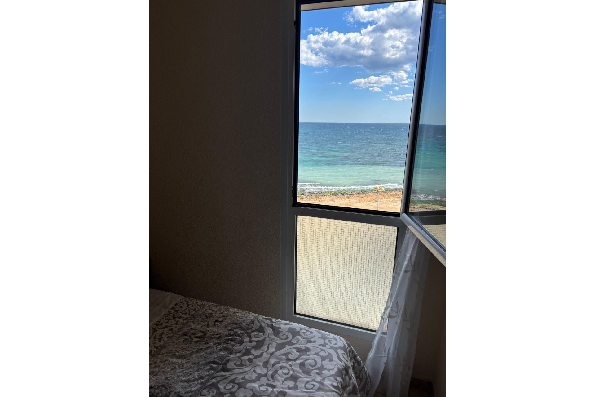 Segunda mano - Apartamento -
Torrevieja - Centro