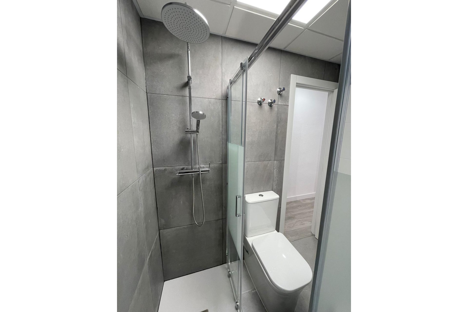 Segunda mano - Apartamento -
Torrevieja - Centro