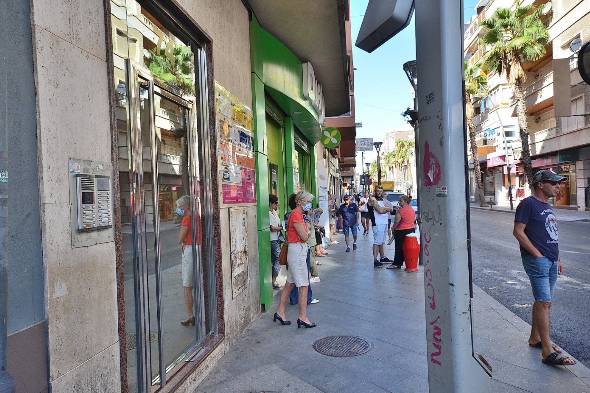 Segunda mano - Apartamento -
Torrevieja - Centro