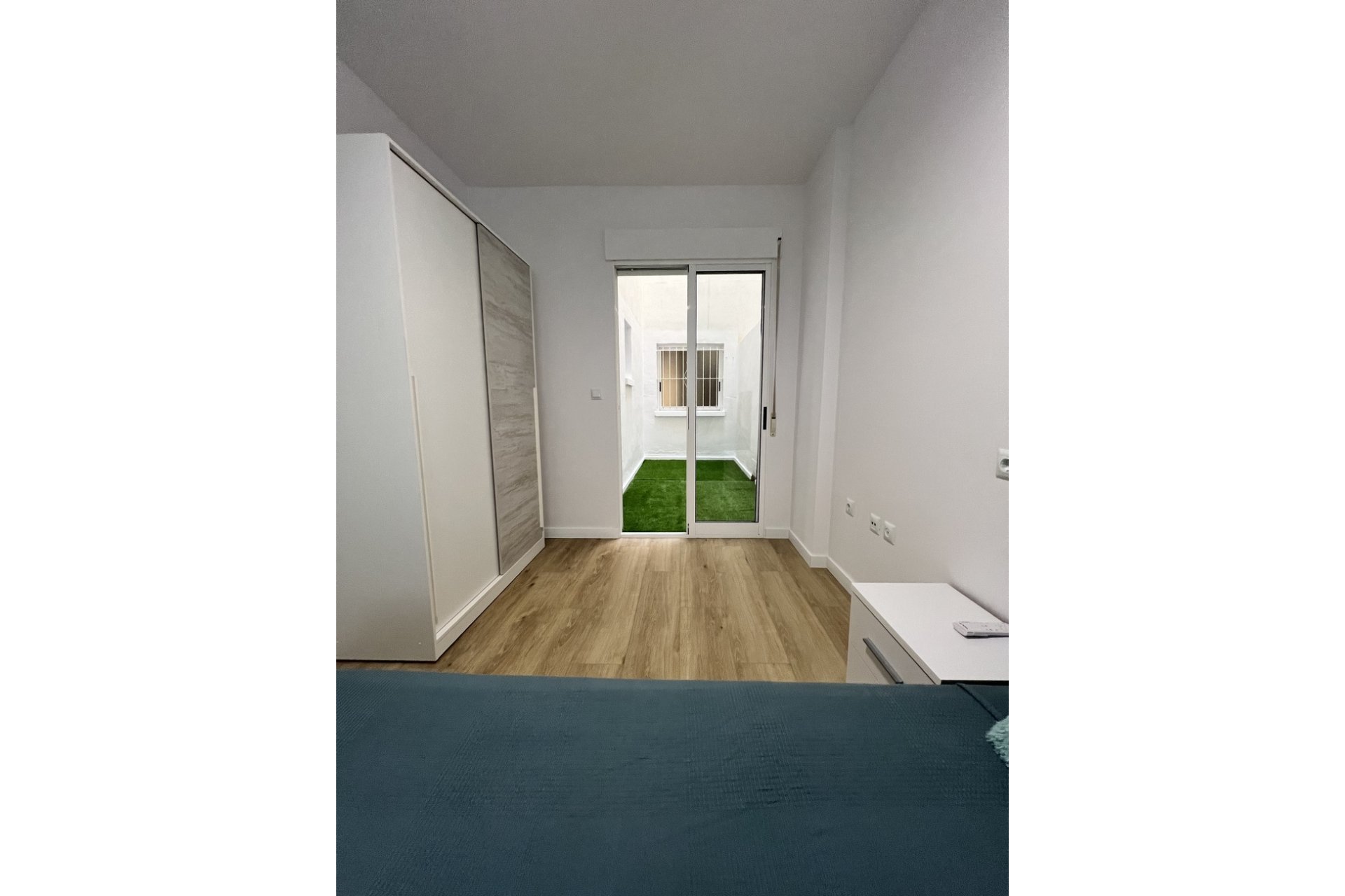 Segunda mano - Apartamento -
Torrevieja - Centro