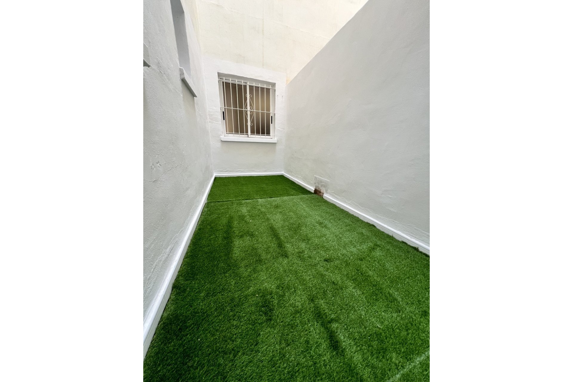 Segunda mano - Apartamento -
Torrevieja - Centro