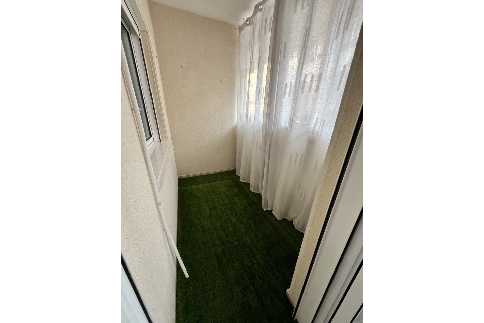Segunda mano - Apartamento -
Torrevieja - Centro