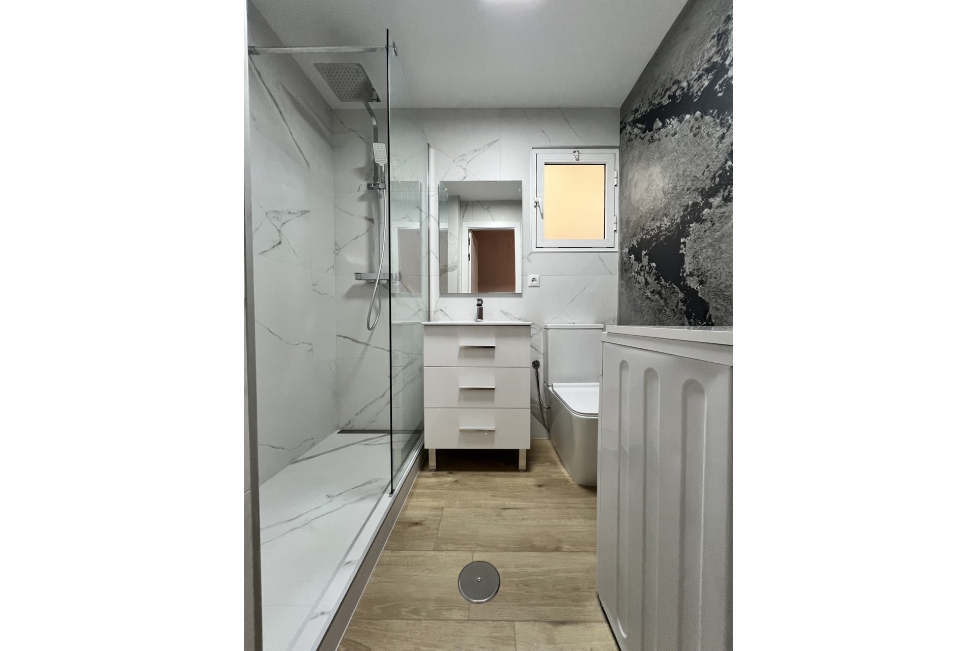 Segunda mano - Apartamento -
Torrevieja - Centro