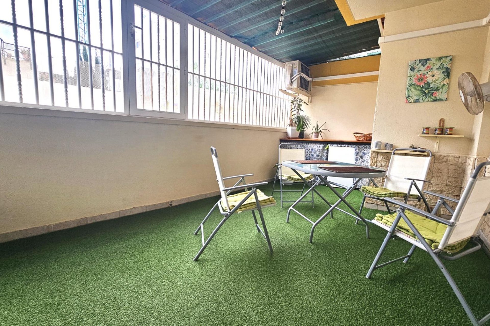 Segunda mano - Apartamento -
Torrevieja - Centro