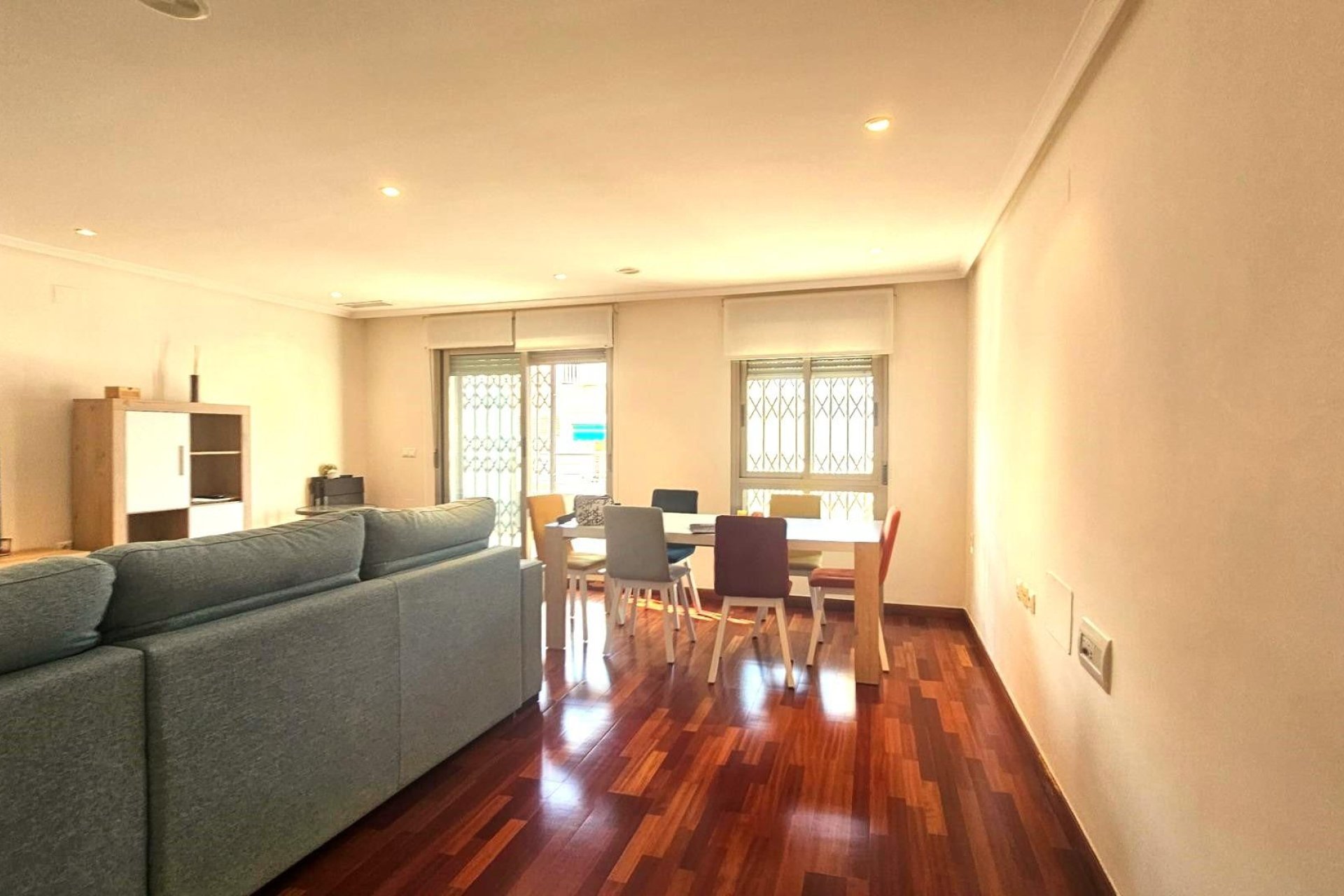 Segunda mano - Apartamento -
Torrevieja - Centro