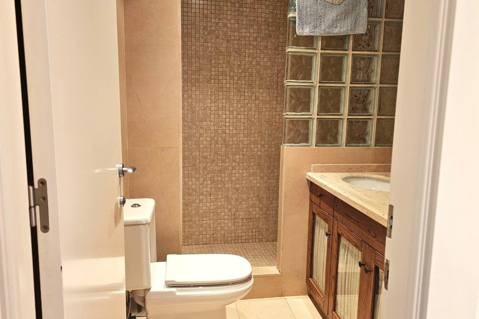 Segunda mano - Apartamento -
Torrevieja - Centro