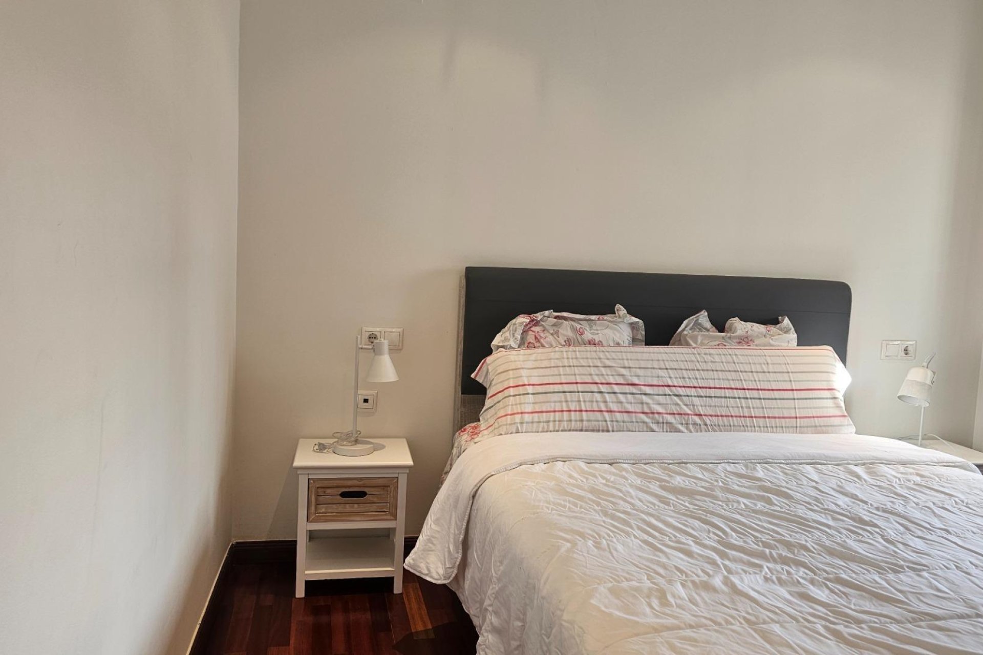 Segunda mano - Apartamento -
Torrevieja - Centro