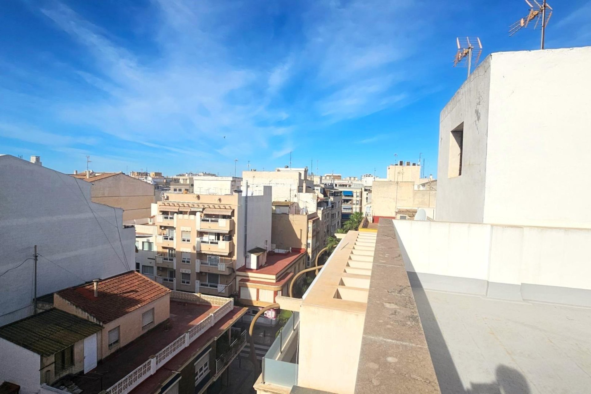 Segunda mano - Apartamento -
Torrevieja - Centro
