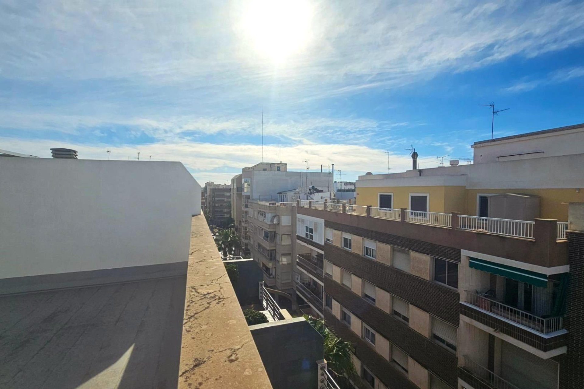 Segunda mano - Apartamento -
Torrevieja - Centro