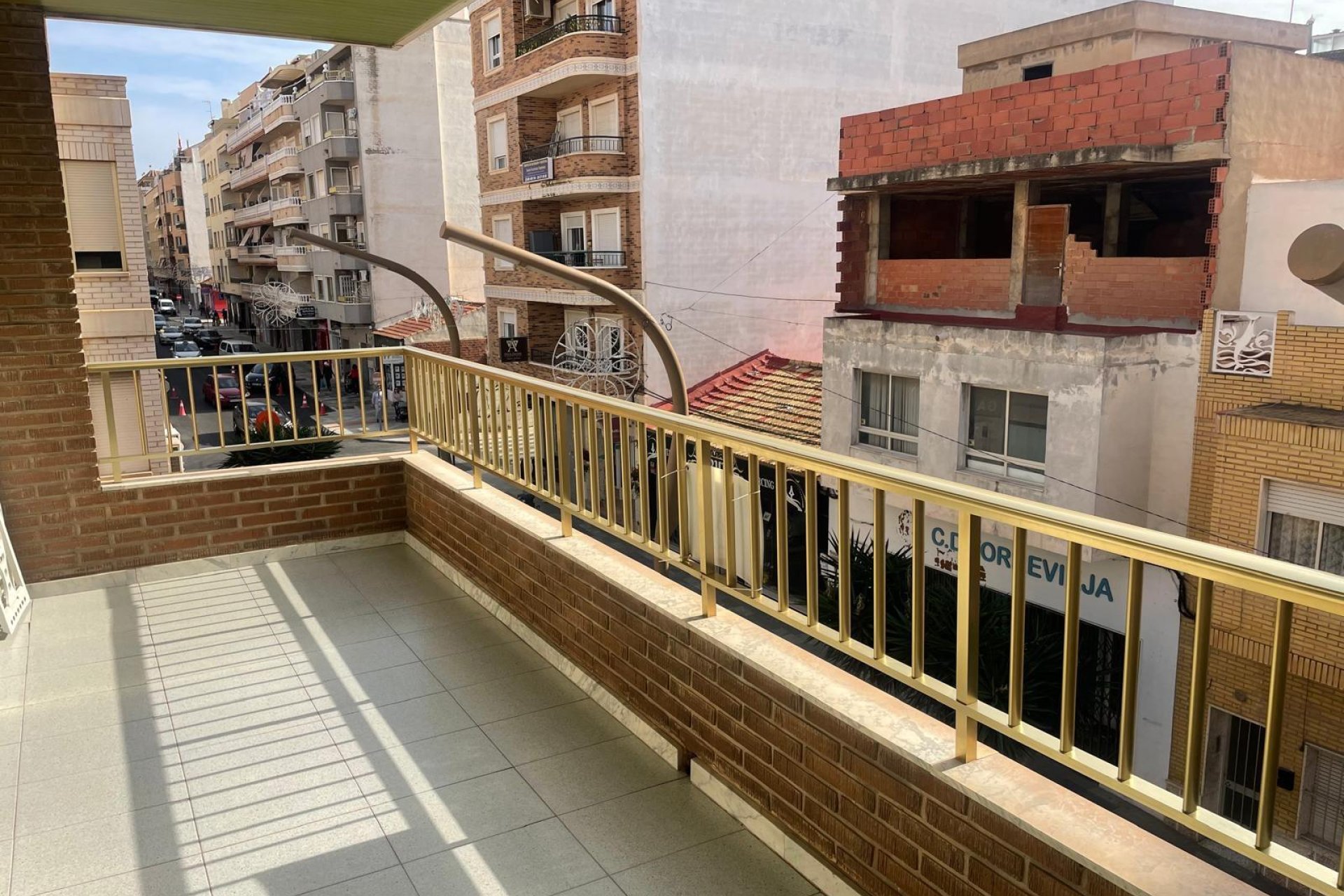 Segunda mano - Apartamento -
Torrevieja - Centro