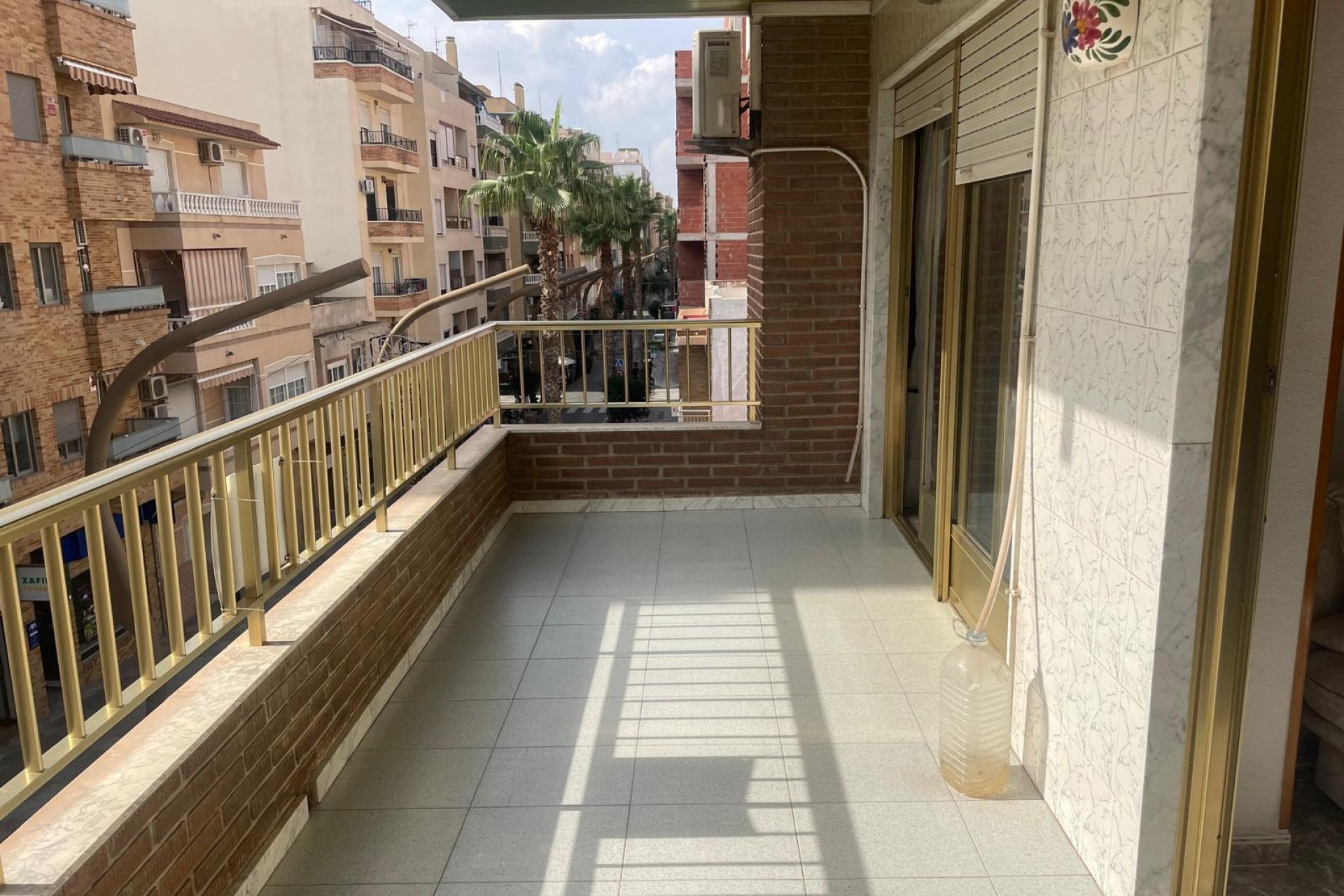 Segunda mano - Apartamento -
Torrevieja - Centro