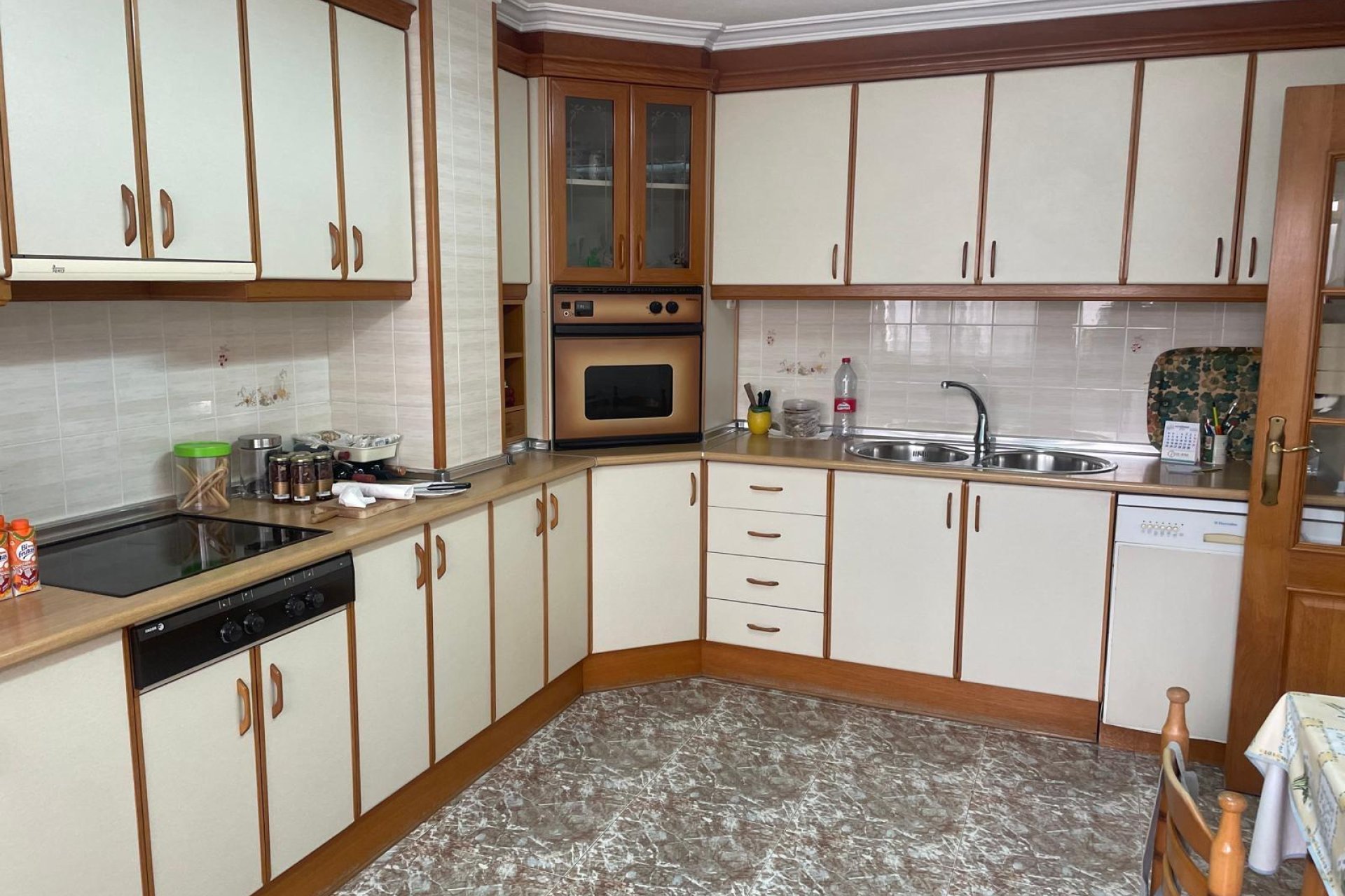 Segunda mano - Apartamento -
Torrevieja - Centro