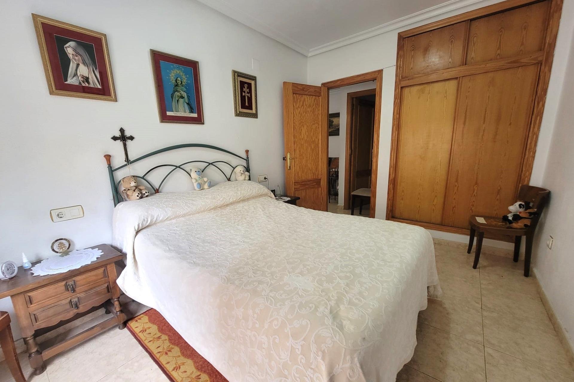 Segunda mano - Apartamento -
Torrevieja - Centro