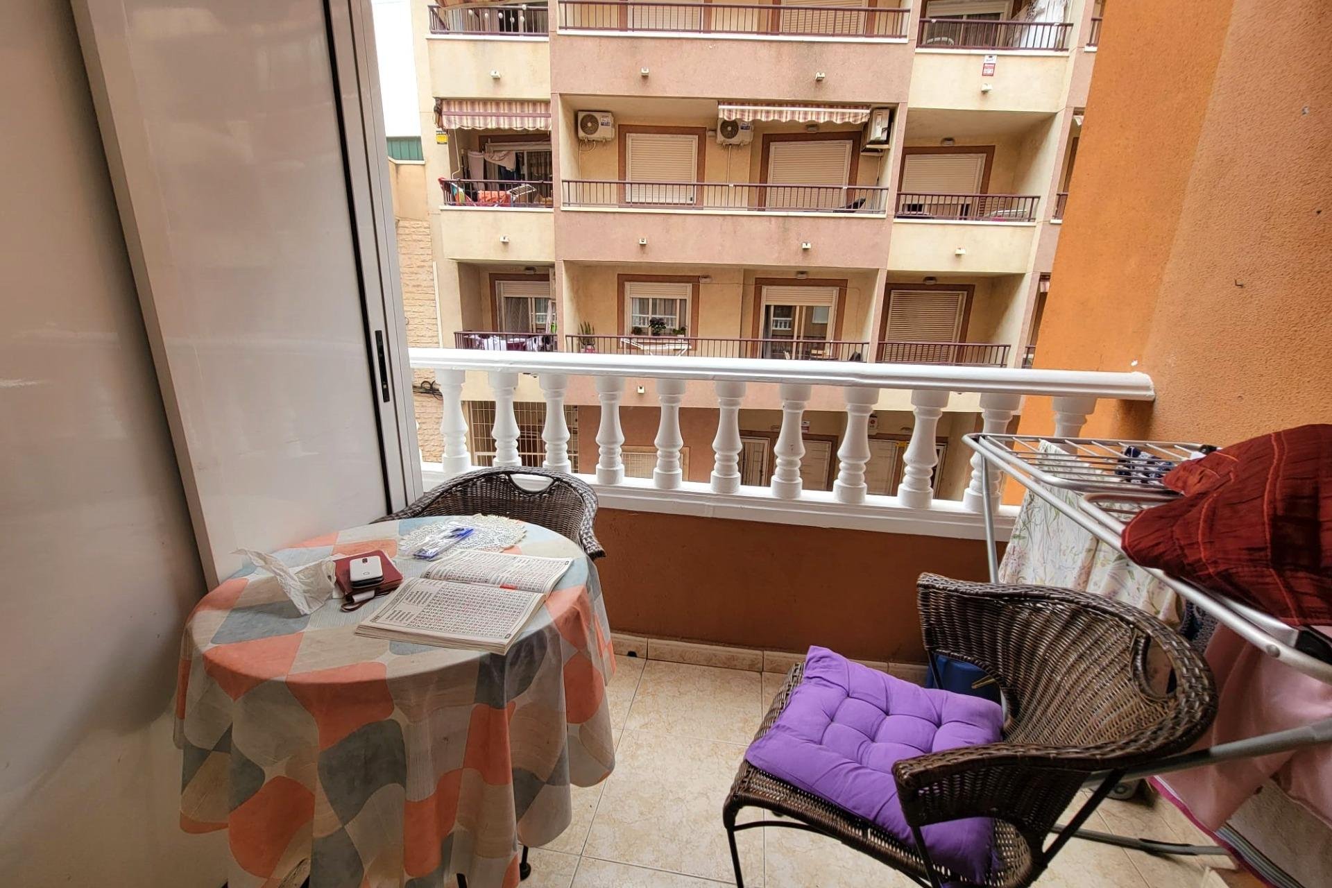 Segunda mano - Apartamento -
Torrevieja - Centro