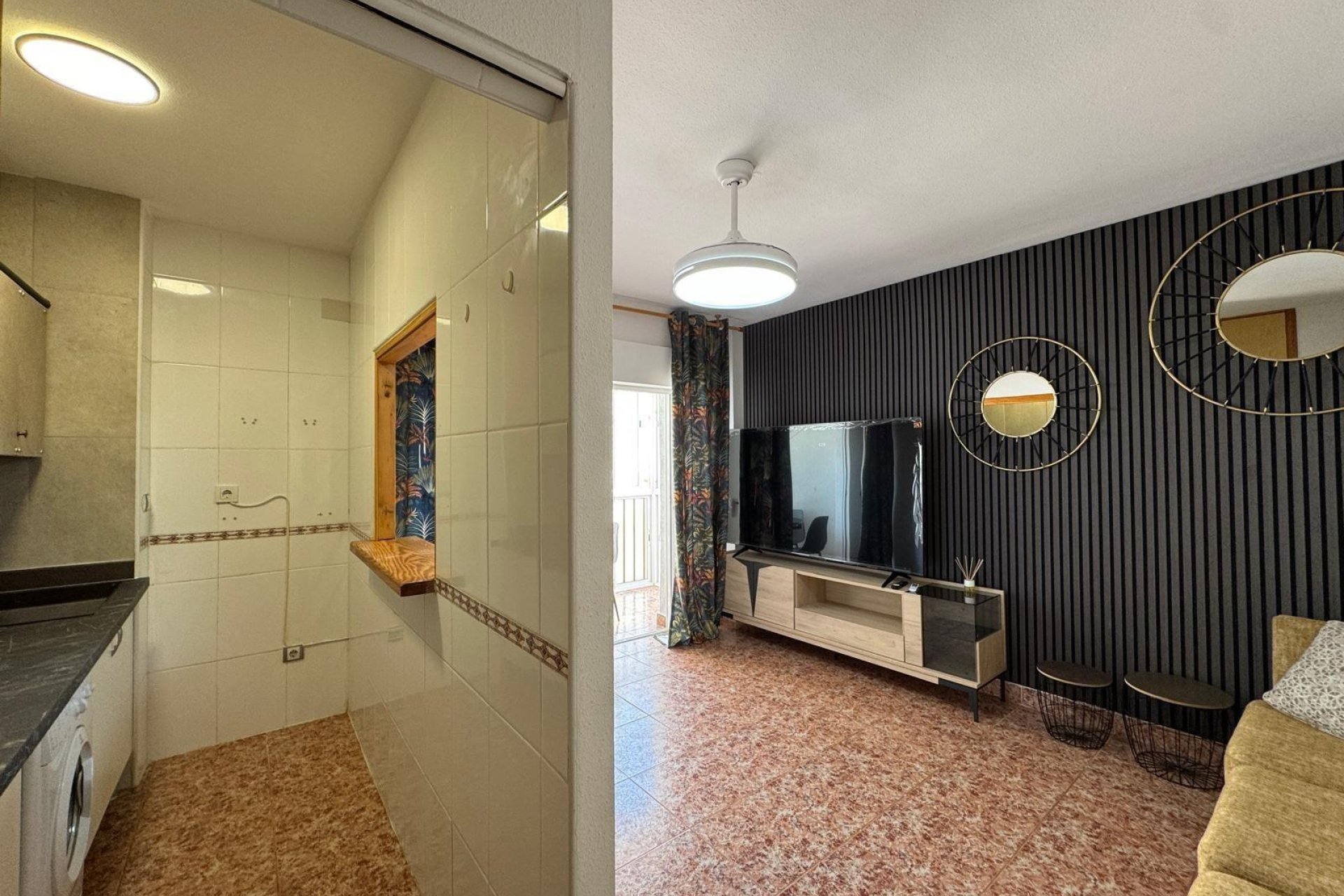 Segunda mano - Apartamento -
Torrevieja - Centro