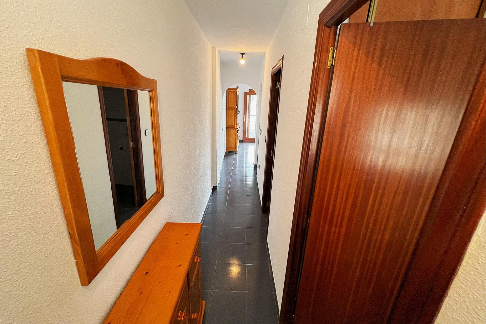 Segunda mano - Apartamento -
Torrevieja - Centro