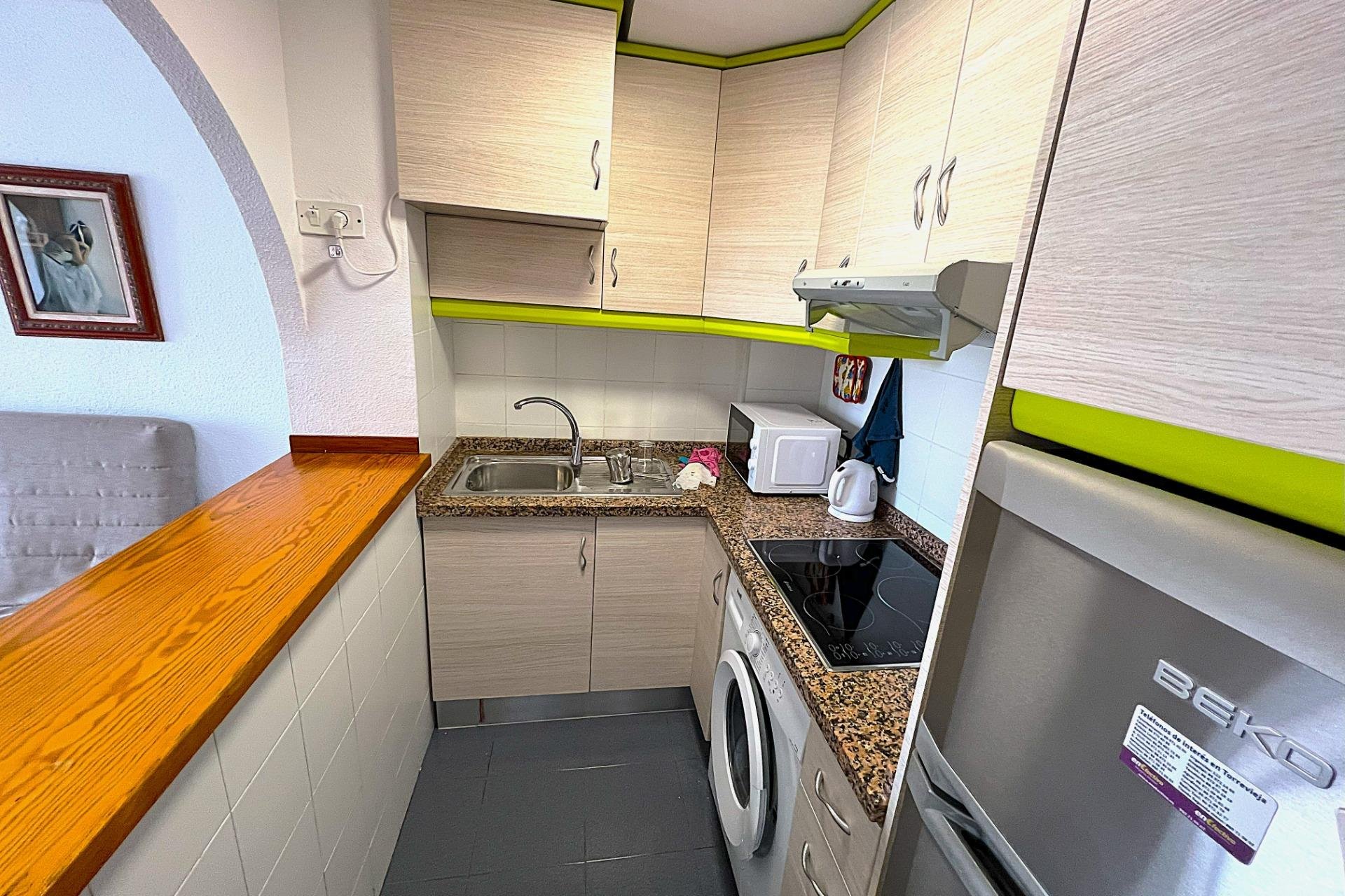 Segunda mano - Apartamento -
Torrevieja - Centro