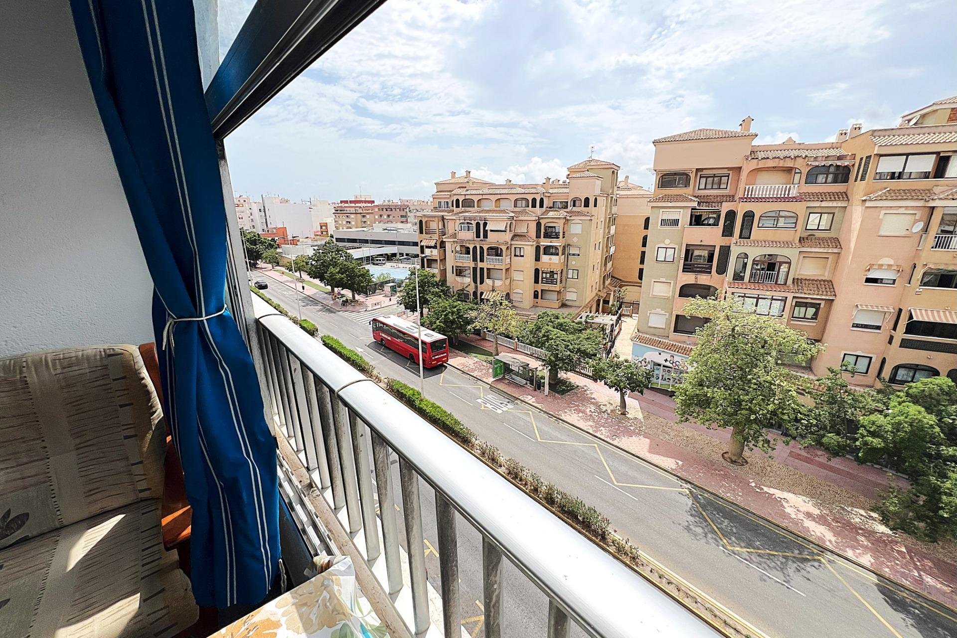 Segunda mano - Apartamento -
Torrevieja - Centro