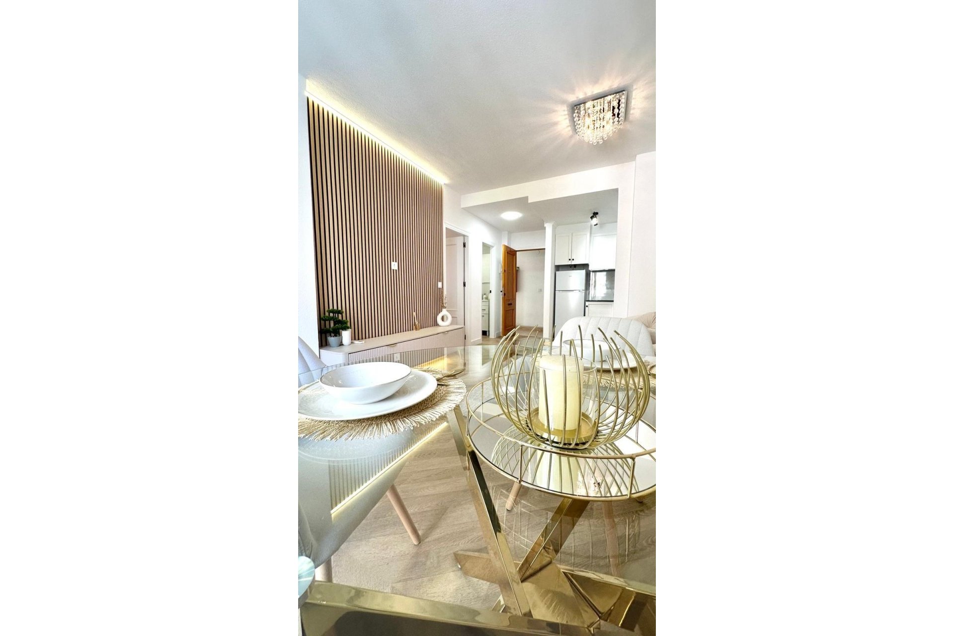 Segunda mano - Apartamento -
Torrevieja - Centro