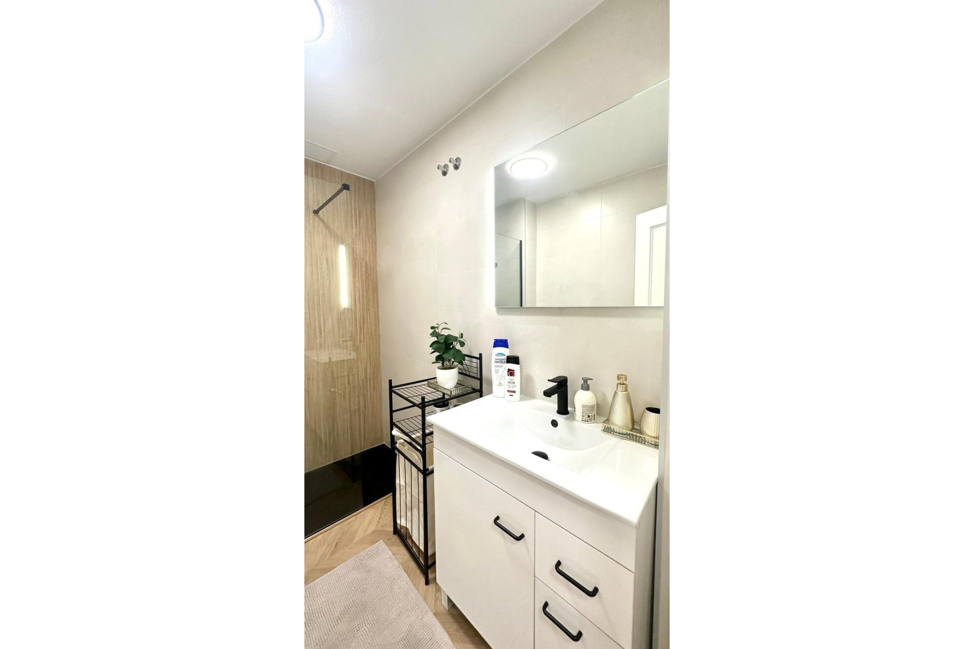 Segunda mano - Apartamento -
Torrevieja - Centro
