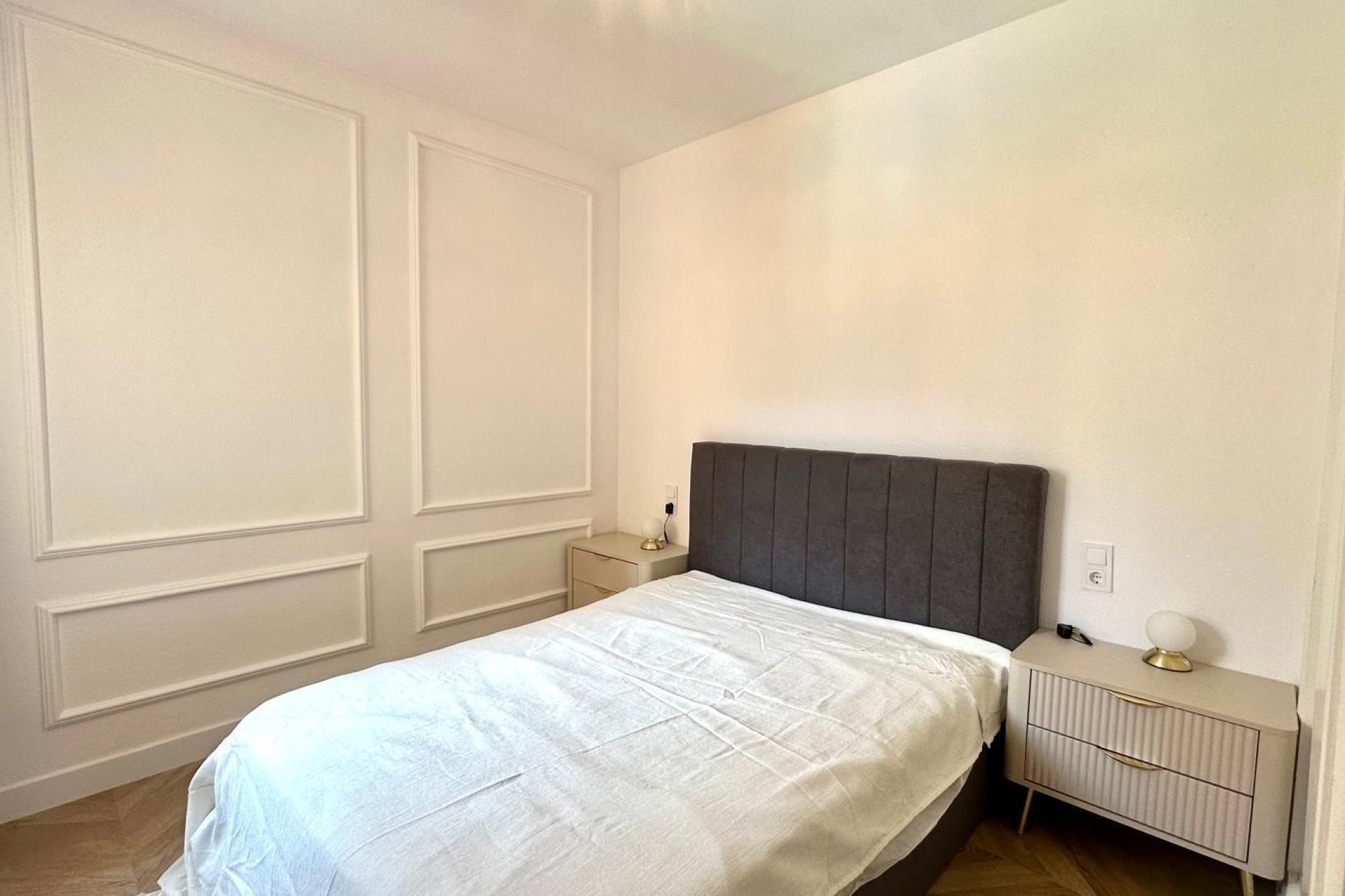 Segunda mano - Apartamento -
Torrevieja - Centro