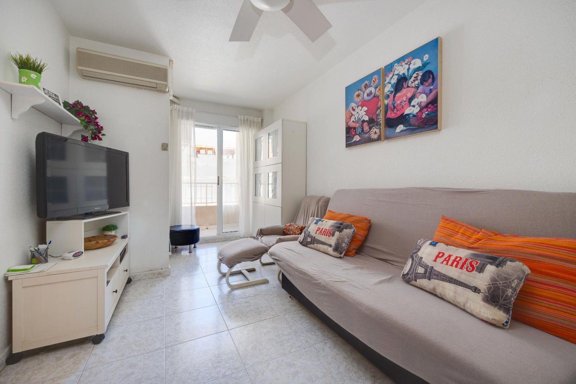 Segunda mano - Apartamento -
Torrevieja - Centro