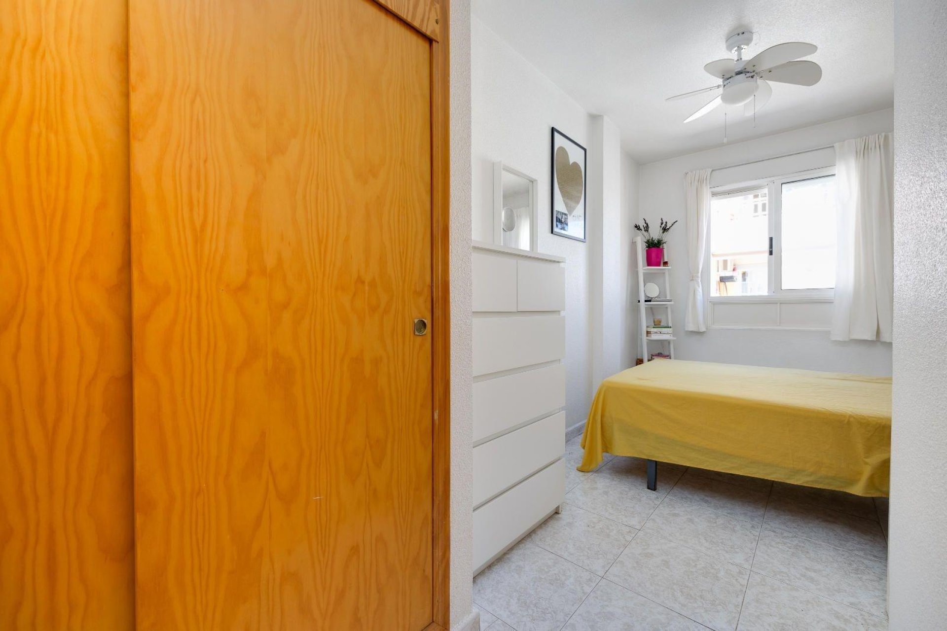 Segunda mano - Apartamento -
Torrevieja - Centro
