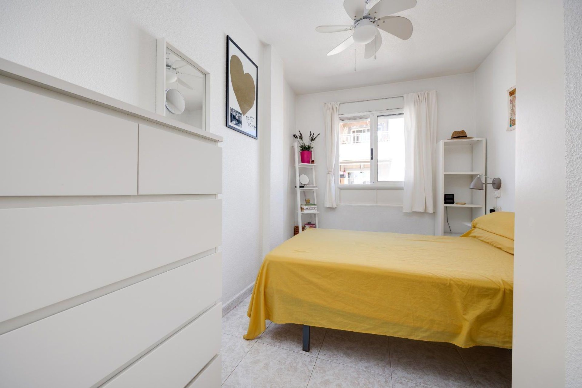 Segunda mano - Apartamento -
Torrevieja - Centro
