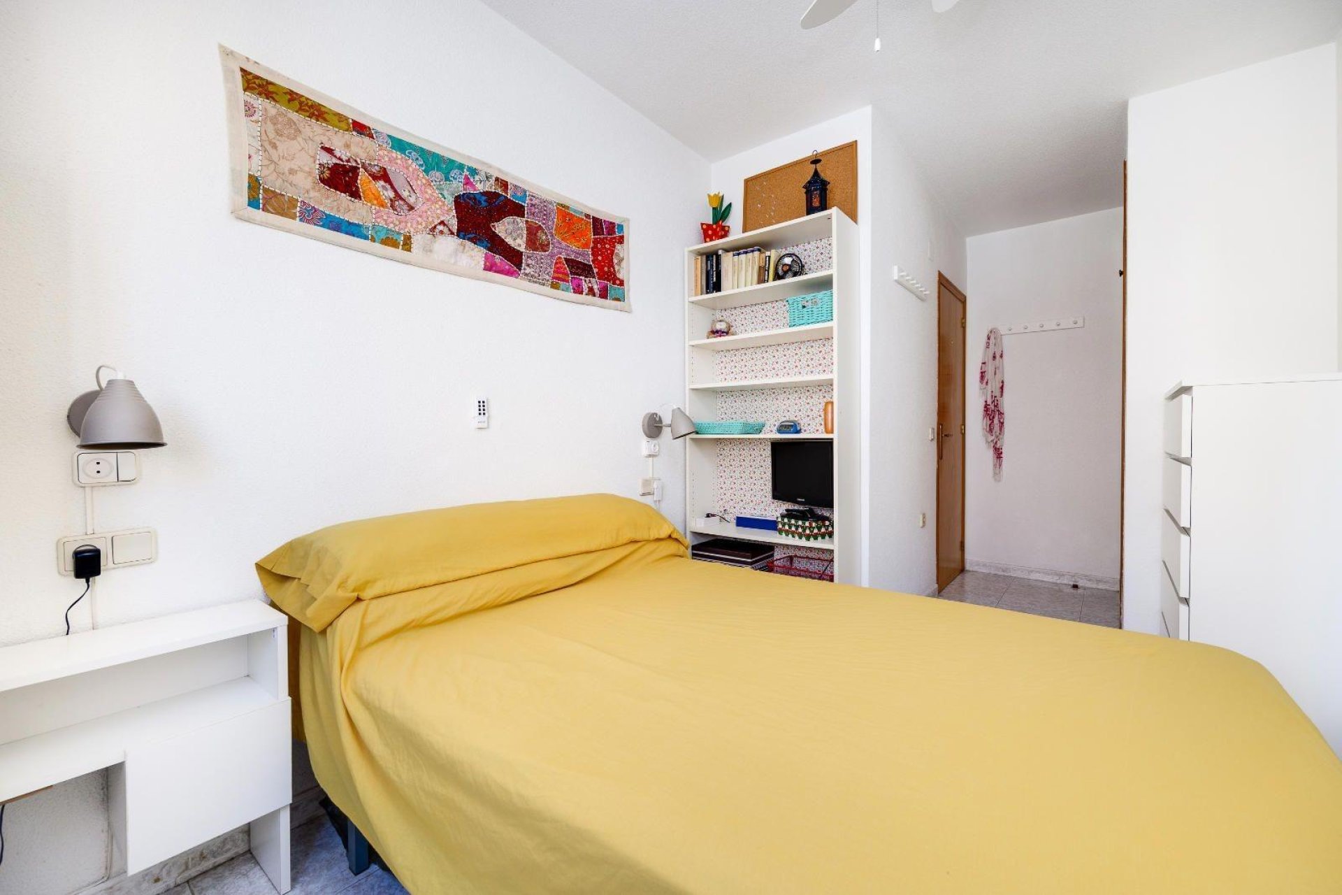 Segunda mano - Apartamento -
Torrevieja - Centro