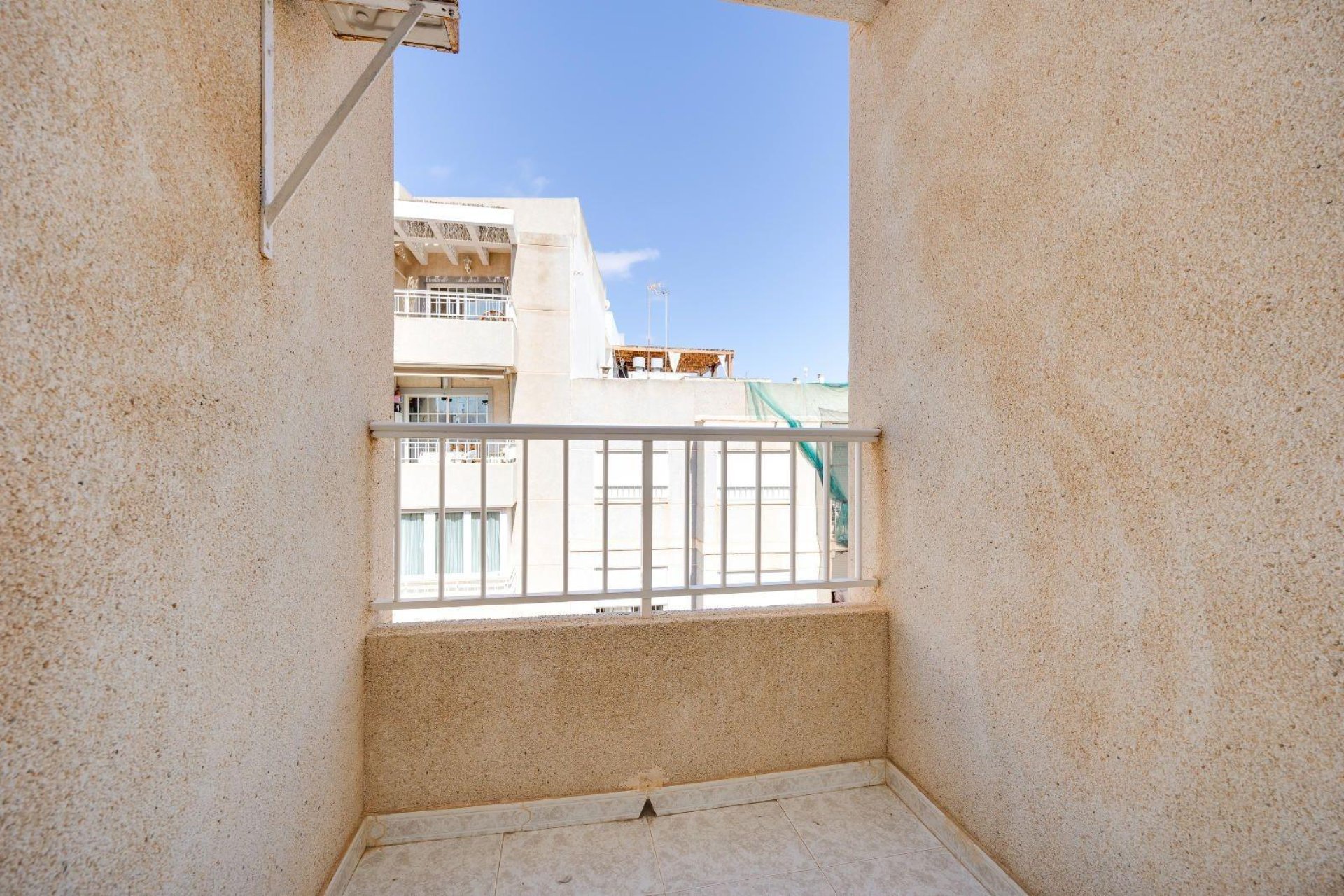 Segunda mano - Apartamento -
Torrevieja - Centro
