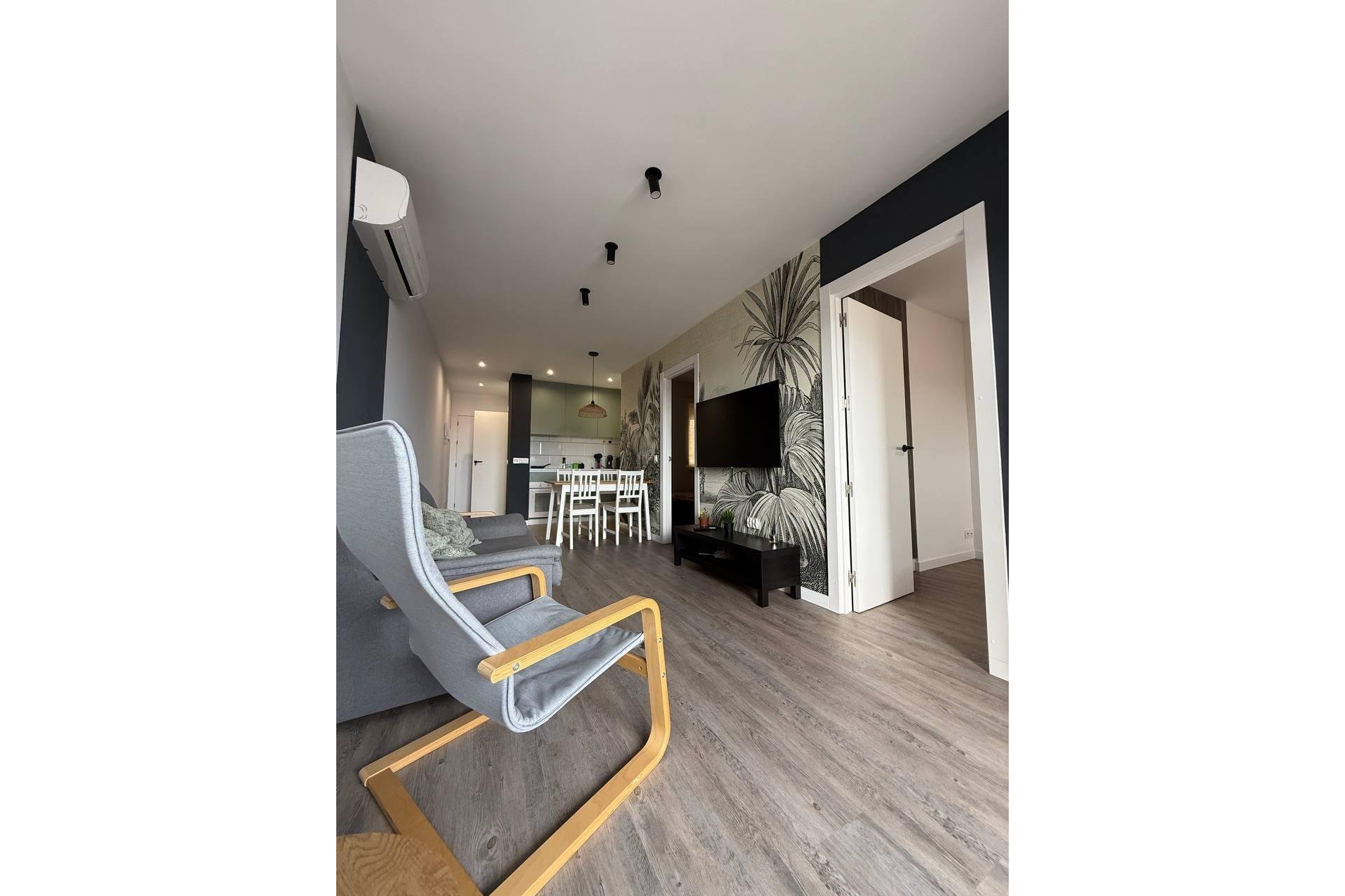 Segunda mano - Apartamento -
Torrevieja - Centro