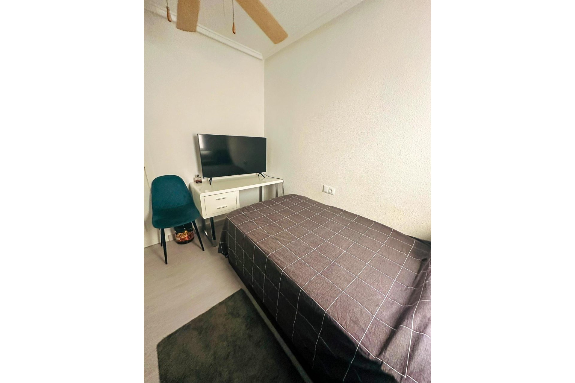 Segunda mano - Apartamento -
Torrevieja - Centro