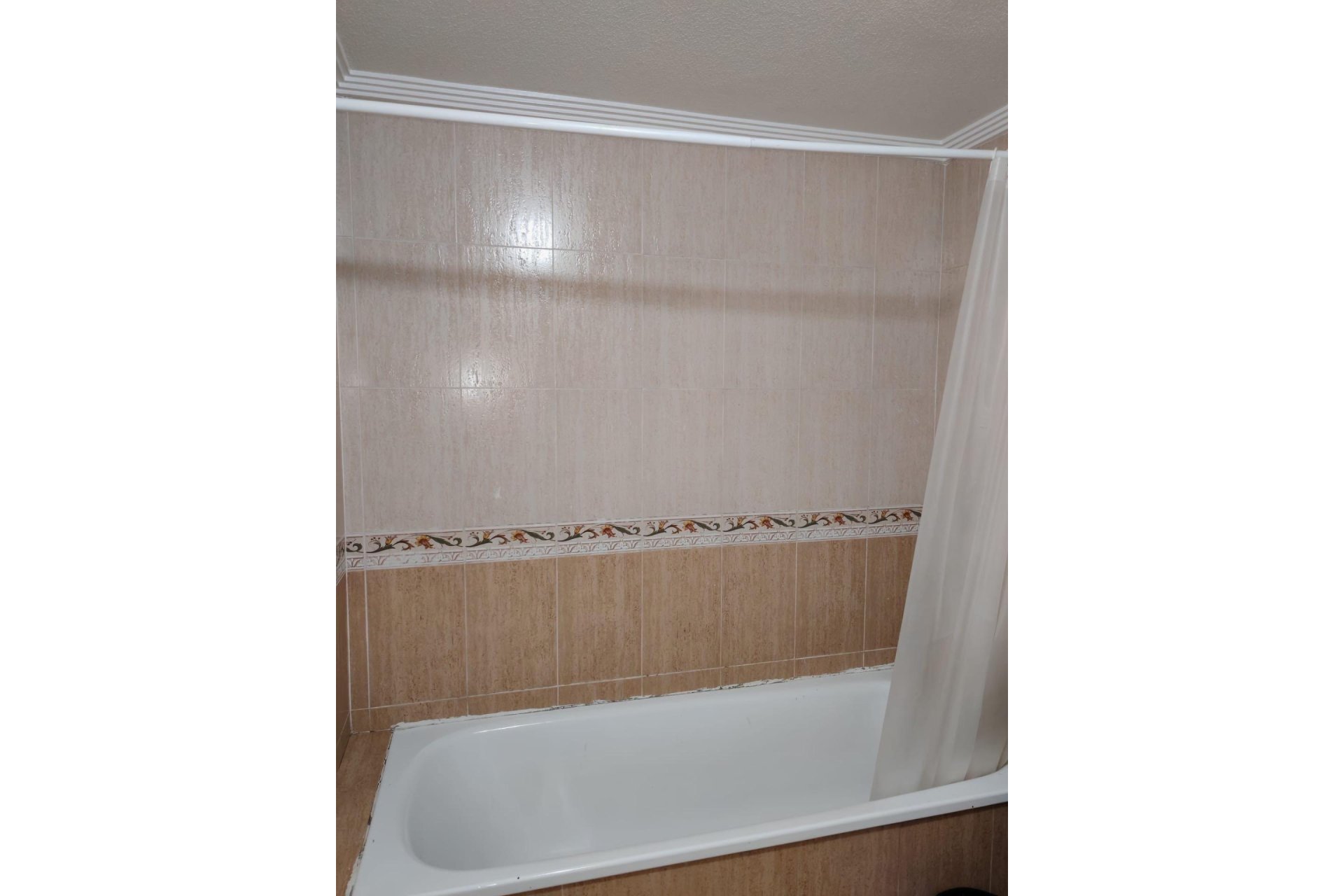 Segunda mano - Apartamento -
Torrevieja - Centro