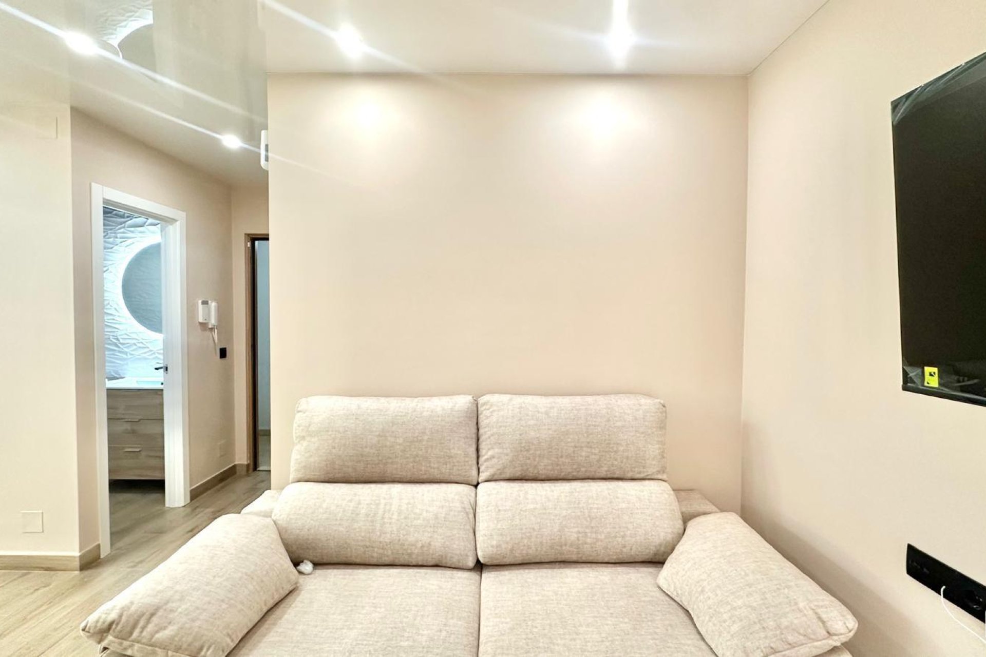 Segunda mano - Apartamento -
Torrevieja - Centro