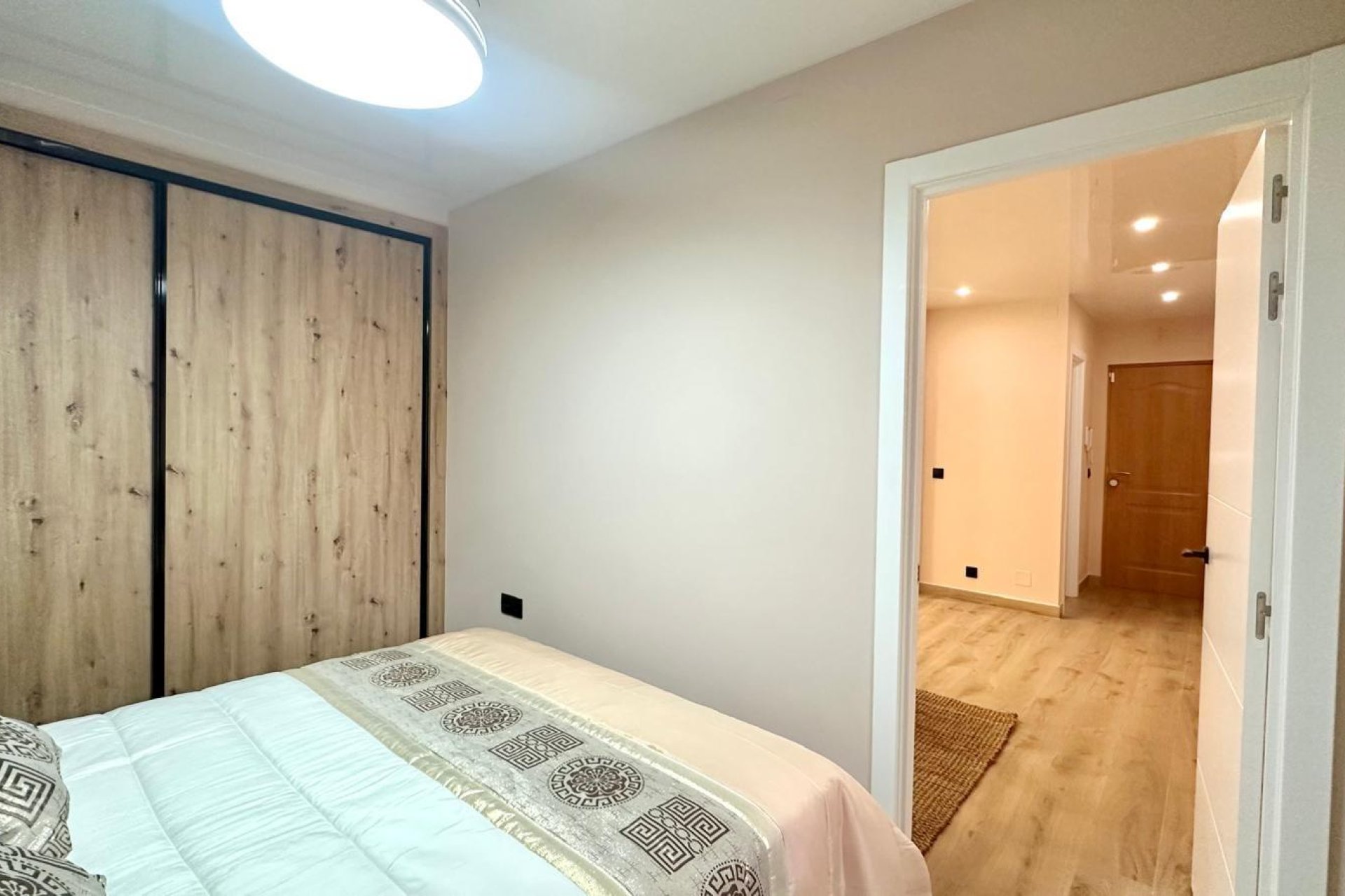 Segunda mano - Apartamento -
Torrevieja - Centro