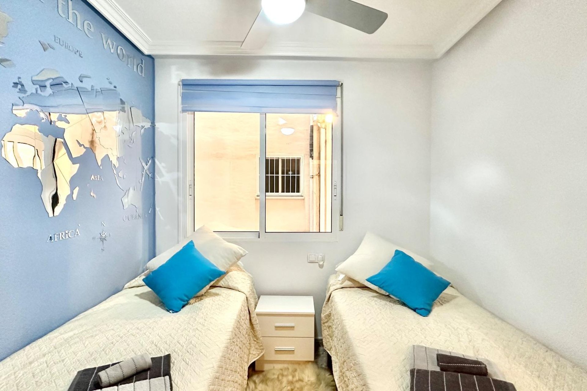 Segunda mano - Apartamento -
Torrevieja - Centro