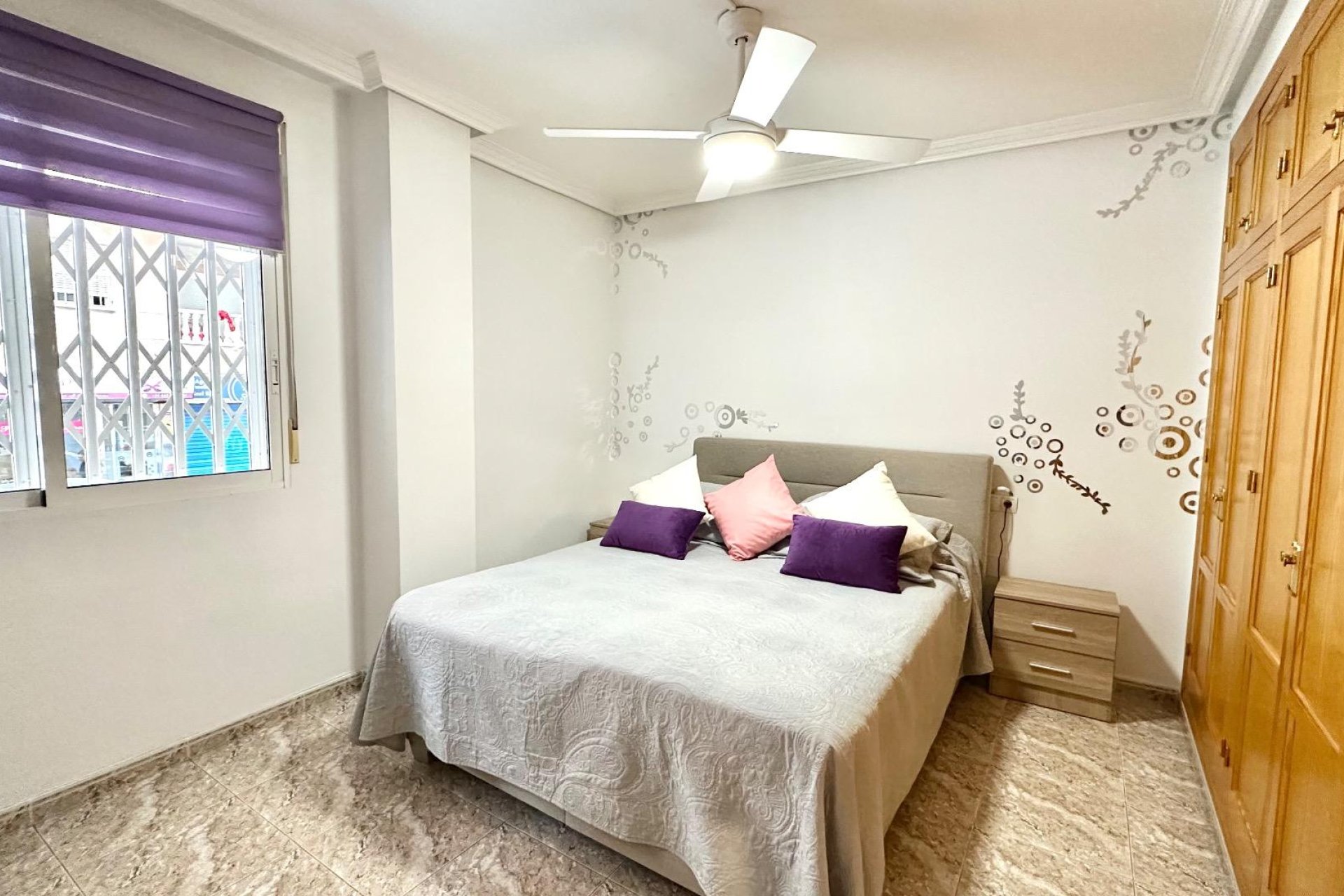 Segunda mano - Apartamento -
Torrevieja - Centro