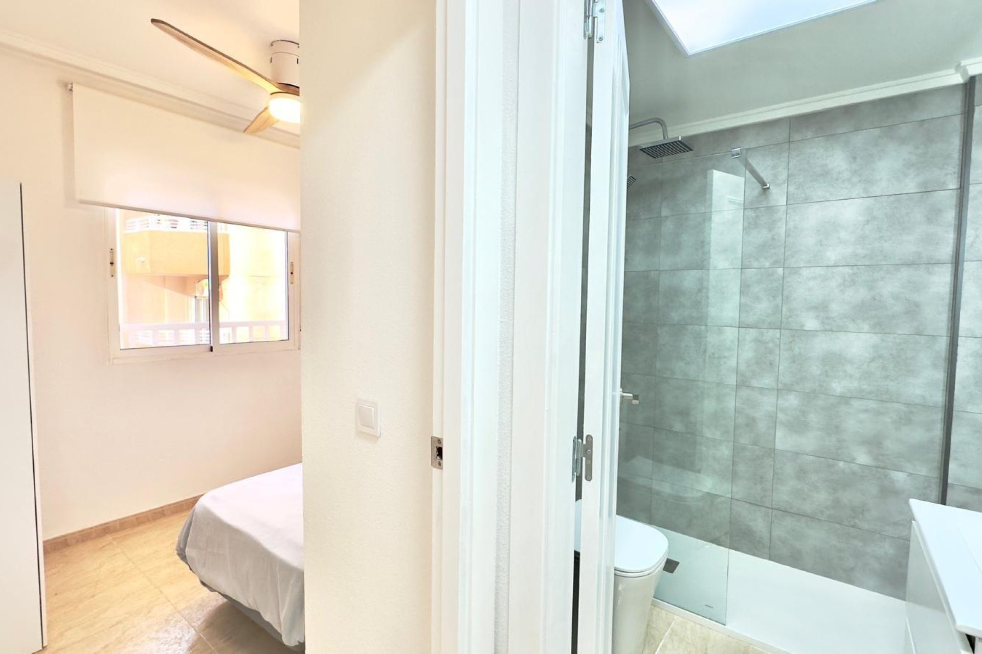 Segunda mano - Apartamento -
Torrevieja - Centro