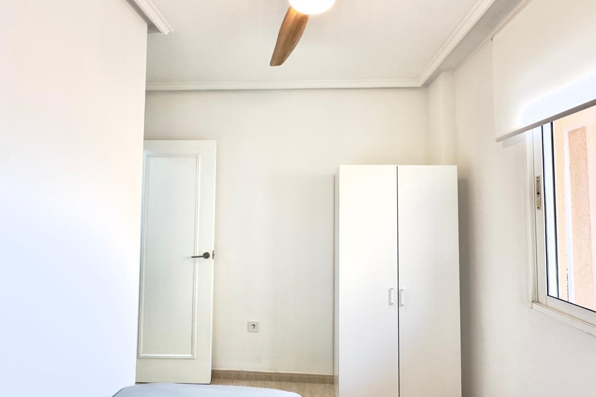 Segunda mano - Apartamento -
Torrevieja - Centro