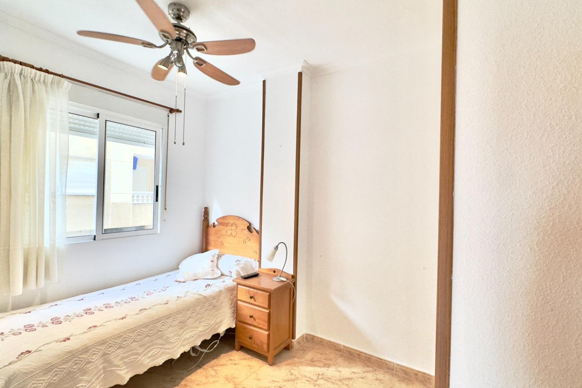 Segunda mano - Apartamento -
Torrevieja - Centro