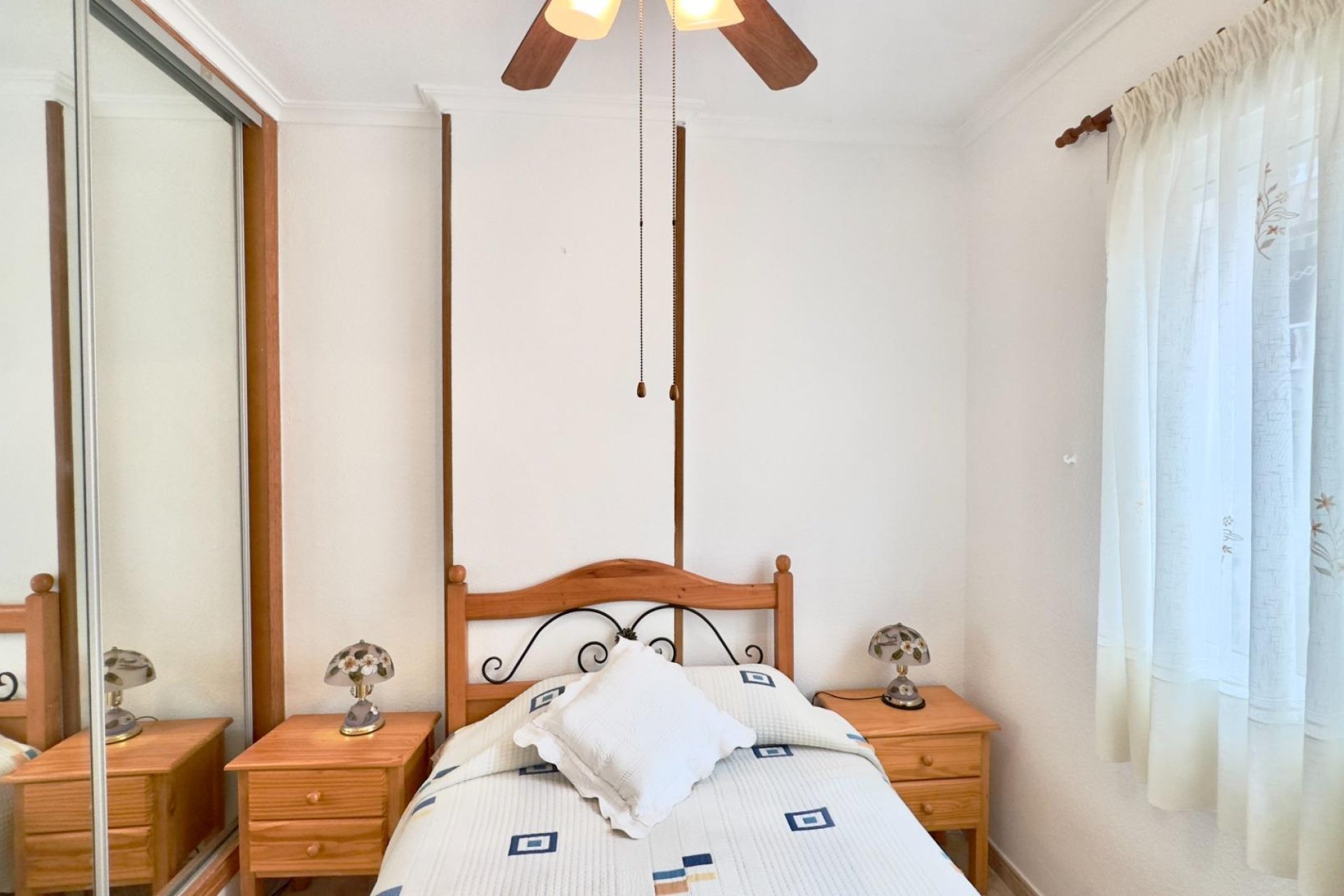 Segunda mano - Apartamento -
Torrevieja - Centro