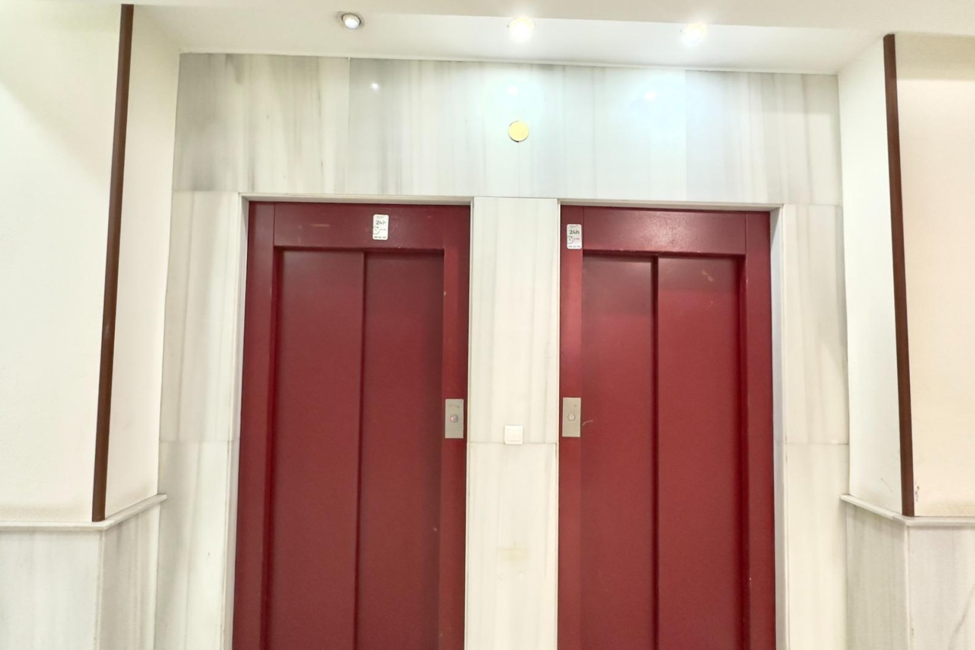 Segunda mano - Apartamento -
Torrevieja - Centro