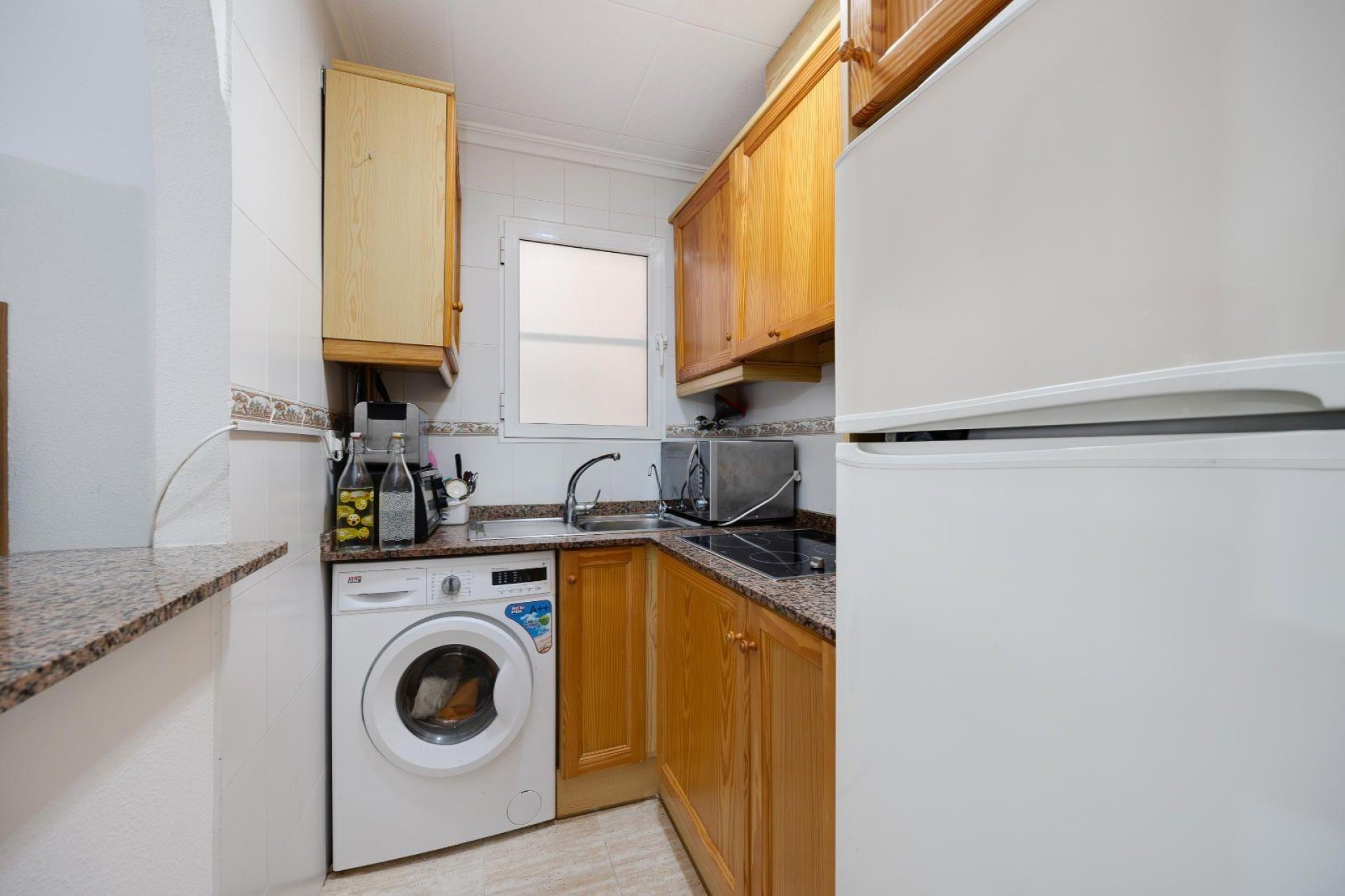 Segunda mano - Apartamento -
Torrevieja - Centro