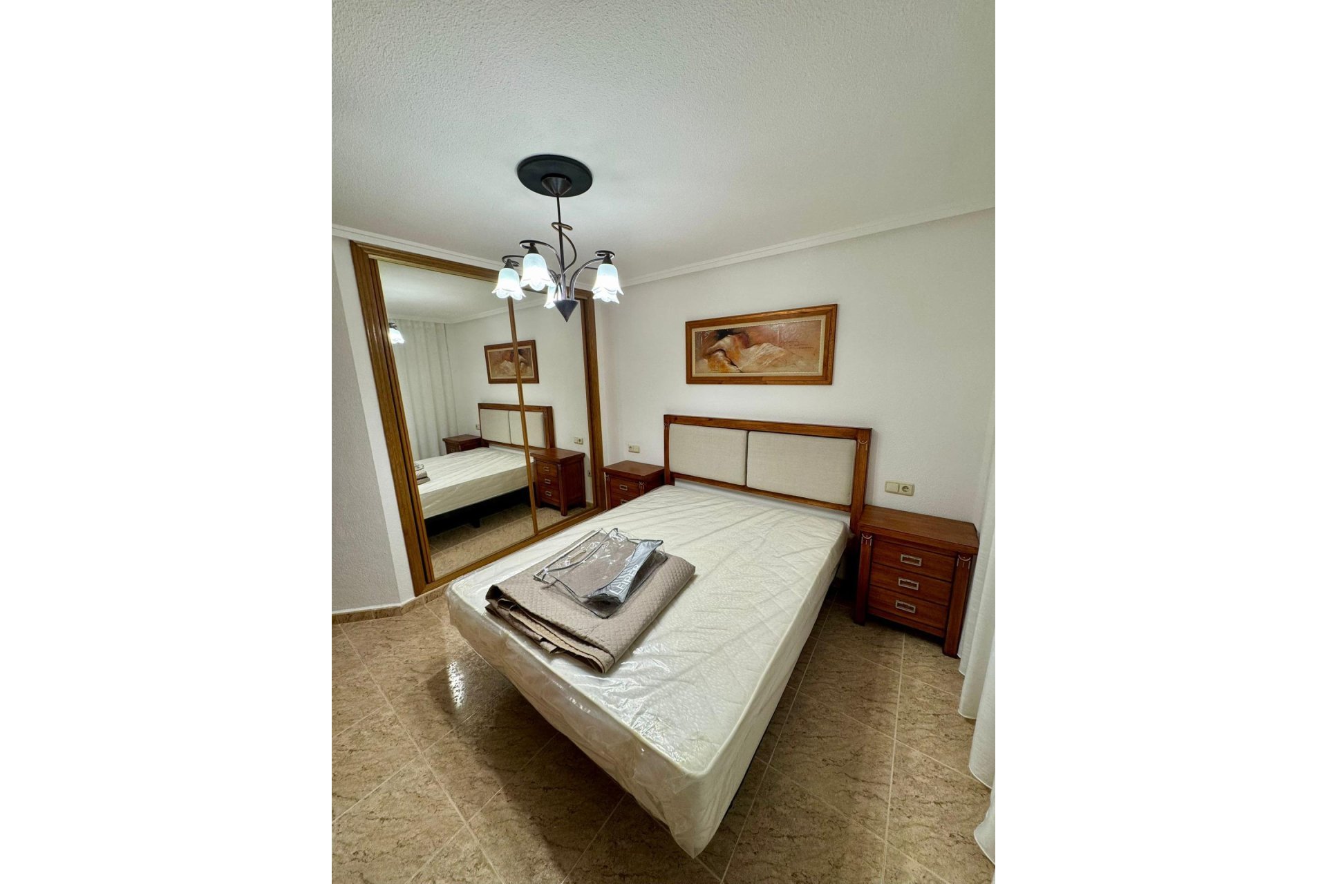 Segunda mano - Apartamento -
Torrevieja - Centro