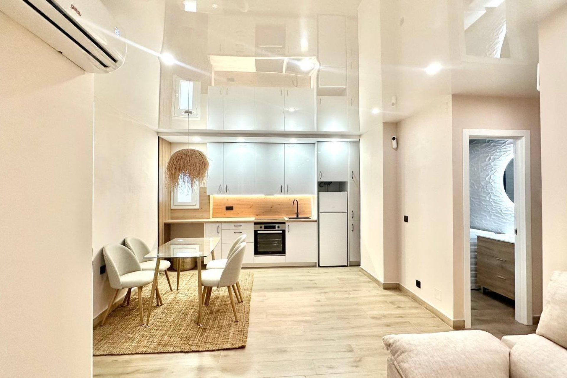 Segunda mano - Apartamento -
Torrevieja - Centro