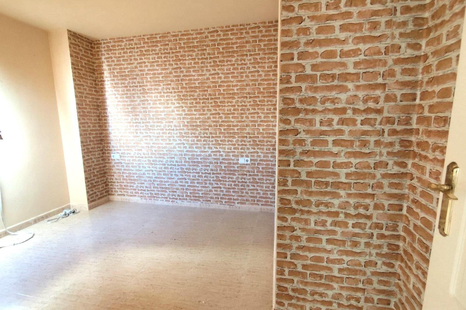 Segunda mano - Apartamento -
Torrevieja - Centro